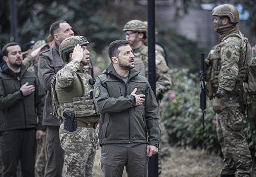 Professor Dizen Warns of Looming Russian Offensive Amid Ukraine Mobilization Rumors