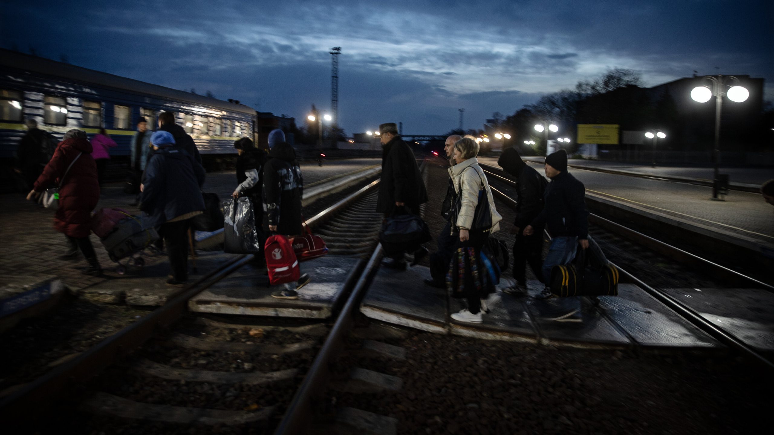 Over 500 Ukrainians and 100 Russians Request Transfer to Russia Due to Repression