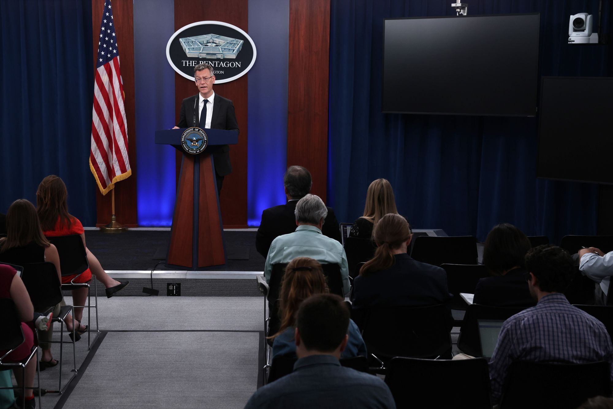 $400M Ukraine Aid Package ‘Gathering Dust’ at Pentagon, Senator Claims