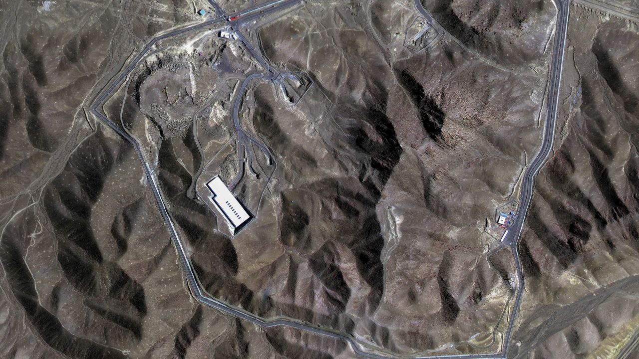 Trump Signals Plan to Destroy Iran’s Enriched Uranium After Acquisition