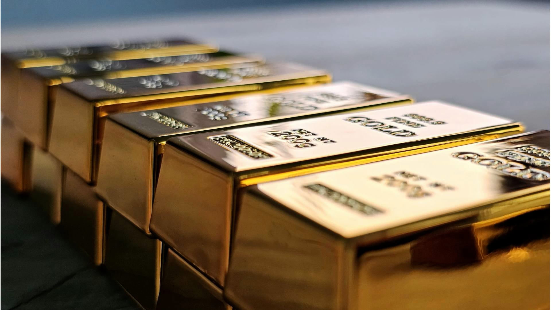 Former CIA Official David Rush Arrested with $40 Million in Gold Bars