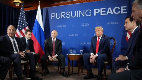 Putin States Hostilities Suspension Unnecessary for Ukraine Negotiations